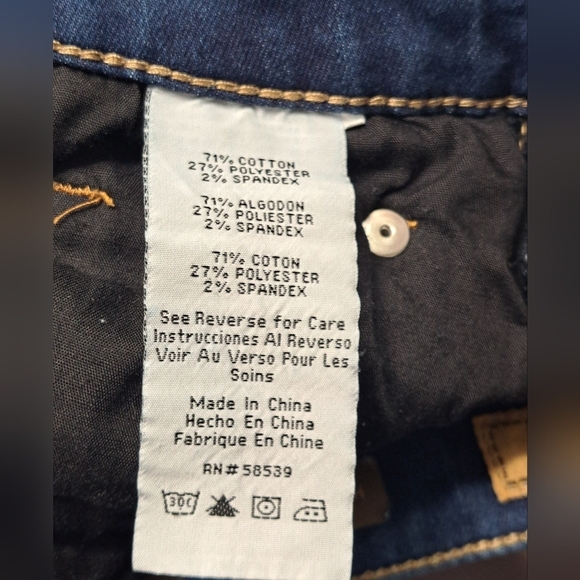 STS Blue Cuffed Denim Shorts Size 9 - Picture 6 of 6